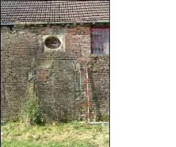 Blocked door in east elevation and oeil-de-boeuf window, Old Durham Barn © NPA Ltd 18/3/09